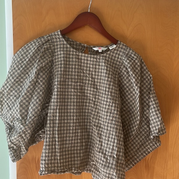 Levi’s Peasant top - Picture 2 of 2